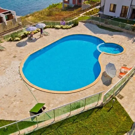 Panorama Bay Apartment