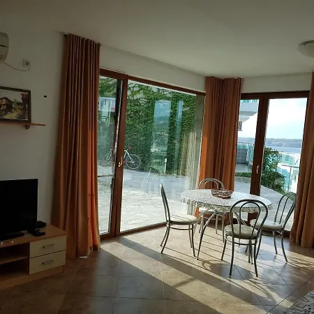 Апартамент Panorama Bay *